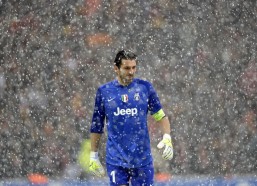 中国竞猜官网-鹈鹕队官方Ins发布晚安问候，球员灿烂笑容点燃社交媒体热潮