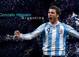 【中国体育竞猜平台】闪电续约！拜仁高层周二开启谈判，数日内与主帅孔帕尼锁定长远未来