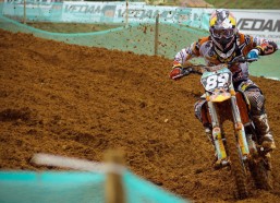 中国体彩网-苏亚雷斯立誓，足协杯对决泰山，唯破釜沉舟方得生路