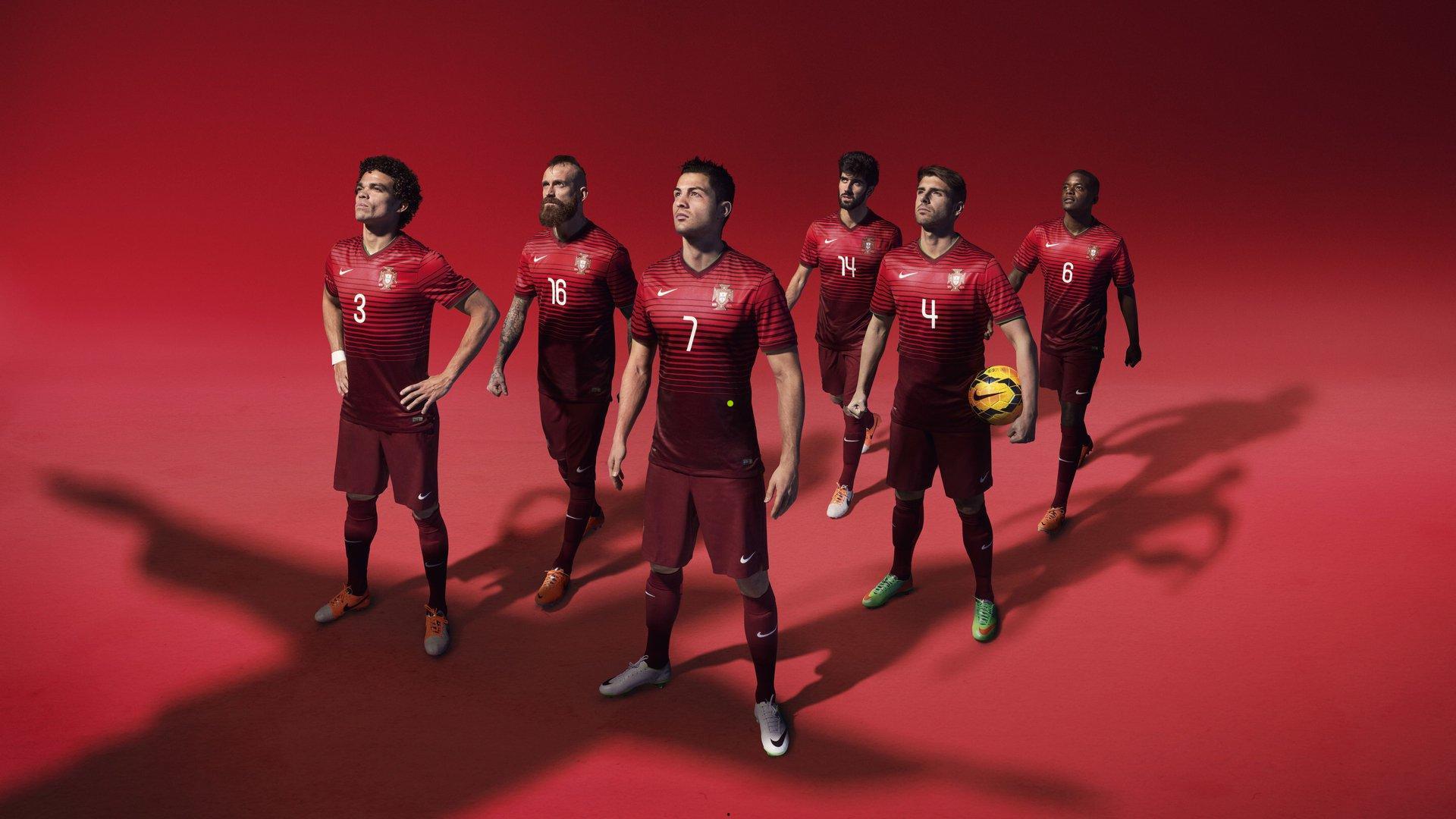 凯恩客场火力全开追平鲁尼传奇，英格兰队史进球纪录迎来新时代